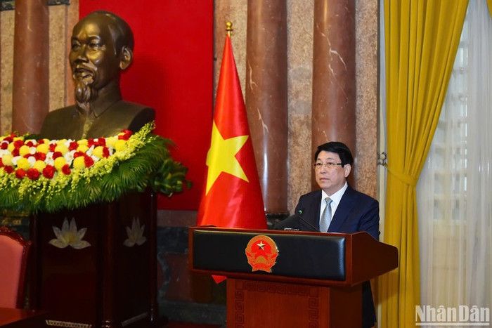 Chủ tịch nước Lương Cường phát biểu tại buổi gặp mặt.