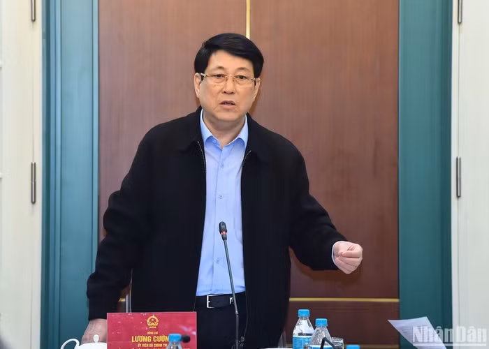 Chủ tịch nước phát biểu chỉ đạo tại buổi làm việc.
