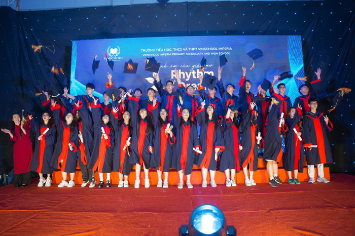 Vinsers Vinschool Imperia đạt được nhiều thành tích xuất sắc và chinh phục cánh cổng đại học mơ ước. Anh 4-4.jpg