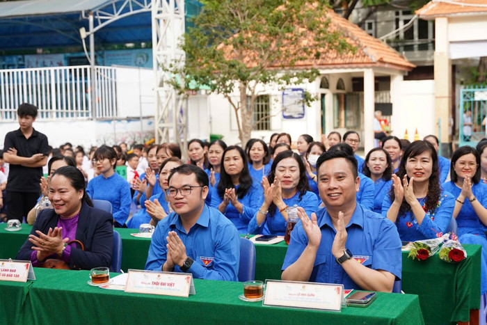Các đồng chí thường trực Tỉnh Đoàn, Hội đồng Đội, lãnh đạo các Ban, Sở, ngành, đoàn thể trên địa bàn tỉnh tham dự Lễ phát động sân chơi “Thiếu nhi Việt Nam - Vươn ra thế giới” năm 2025. Các đồng chí thường trực Tỉnh Đoàn, Hội đồng Đội, lãnh đạo các Ban, Sở, ngành, đoàn thể trên địa bàn tỉnh tham dự Lễ phát động sân chơi “Thiếu nhi Việt Nam - Vươn ra thế giới” năm 2025.