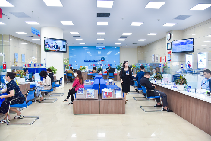 VietinBank tiếp tục tập trung nguồn lực, quyết tâm hoàn thành xuất sắc các mục tiêu, kế hoạch kinh doanh năm 2025. Anh giao dich quy 4.2024.png