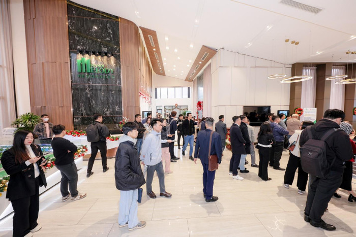 Phía Nam Hà Nội, đặc biệt khu vực Tây Nam Linh Đàm đang thu hút khách mua nhà.