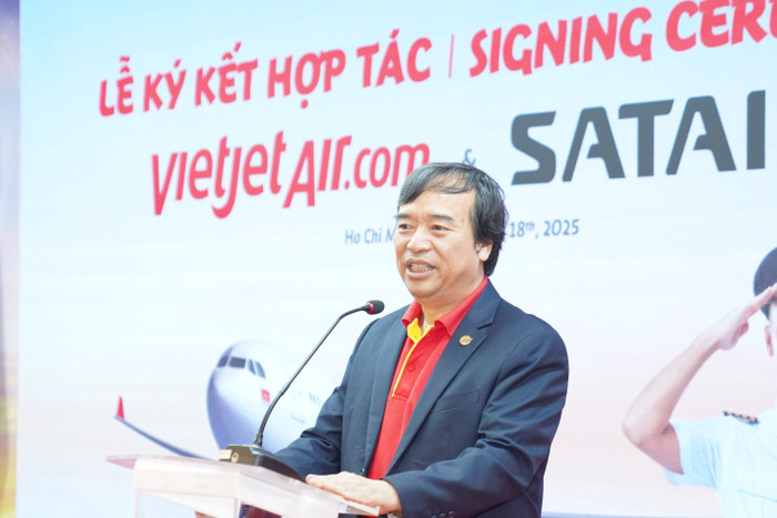 Phó Tổng giám đốc Vietjet Nguyễn Đức Thịnh cho biết hợp tác sẽ trợ lực Vietjet khi hãng đang mở rộng đội bay và mạng bay toàn cầu. Photo 2 (9).jpg
