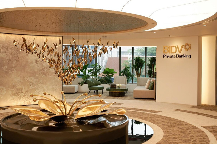 BIDV triển khai dịch vụ Private Banking tại các trung tâm Khách hàng cá nhân cao cấp. BIDV triển khai dịch vụ Private Banking tại các trung tâm Khách hàng cá nhân cao cấp.
