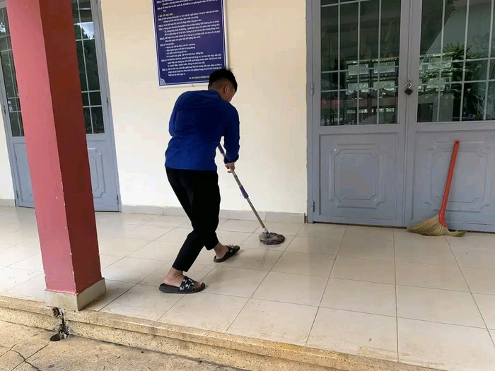 Dọn dẹp hành lang và khu vực nhiều rác. 3.png