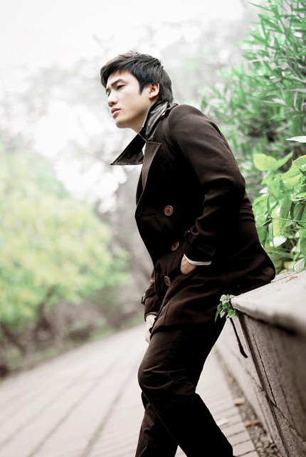 Là người nhận giải ‘ca sĩ thể hiện hiệu quả’ trên sân khấu Bài hát Việt với ca khúc Kí ức mùa đông, Tô Minh Đức đang mong muốn tạo nên sức bật sau những quãng thời gian đôi khi ‘chỉ sống bằng niềm tin’.Anh cũng chia sẻ thêm trong bài phỏng vấn của VTC News: Nhạc rác và thảm họa phải dẹp tất, không thể nào nương nhẹ, Đức mong những nhà chức trách nên can thiệp mạnh tay, không thể để mấy thứ âm nhạc nhảm nhí tới tai khán giả được.(Theo VTC News)