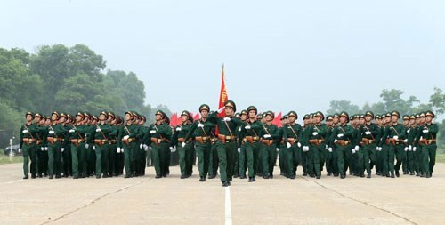 Quân đội kiên quyết không để bị động, bất ngờ ảnh 2 Quân đội kiên quyết không để bị động, bất ngờ ảnh 2