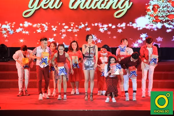 Chương trình ca nhạc là một món quà Giáng sinh mà Trà Xanh Không Độ muốn gửi đến khán giả xem đài.
