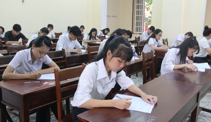 Chính sách miễn học phí cho sinh viên sư phạm đã lạc hậu, lỗi thời. (Ảnh minh họa: Báo Nhân Dân) Chính sách miễn học phí cho sinh viên sư phạm đã lạc hậu, lỗi thời. (Ảnh minh họa: Báo Nhân Dân)