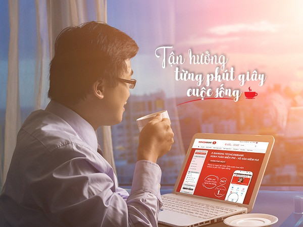 Ngân hàng Techcombank cung cấp dịch vụ E-Banking hoàn toàn miễn phí. Ngân hàng Techcombank cung cấp dịch vụ E-Banking hoàn toàn miễn phí.