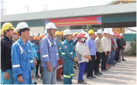 PVC và các nhà thầu đang tập trung nhân lực với mục tiêu đưa Dự án Nhà máy nhiệt điện Thái Bình 2 sớm về đích. PVC và các nhà thầu đang tập trung nhân lực với mục tiêu đưa Dự án Nhà máy nhiệt điện Thái Bình 2 sớm về đích.