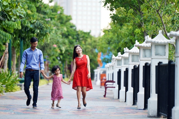 Du khách dạo chơi Sun World Danang Wonders