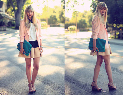 Những sắc màu dịu mắt kết hợp lại với nhau cũng rất ổn đúng k? Những sắc màu dịu mắt kết hợp lại với nhau cũng rất ổn đúng k?