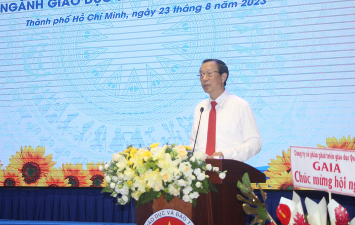 Thứ trưởng Bộ Giáo dục và Đào tạo Phạm Ngọc Thưởng phát biểu tại hội nghị (ảnh: V.D) Thứ trưởng Bộ Giáo dục và Đào tạo Phạm Ngọc Thưởng phát biểu tại hội nghị (ảnh: V.D)