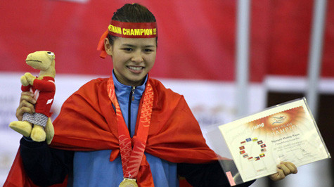 Nguyễn Hương Xuân nhận HCV. Ảnh: TTO