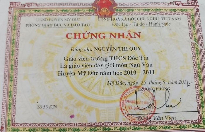 Hoàn toàn có thể xét đặc cách cho những giáo viên hợp đồng lâu năm có chuyên môn và thành tích tốt (Ảnh: Vũ Ninh) Hoàn toàn có thể xét đặc cách cho những giáo viên hợp đồng lâu năm có chuyên môn và thành tích tốt (Ảnh: Vũ Ninh)