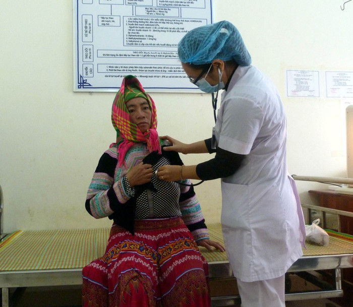 100% người cao tuổi có thẻ Bảo hiểm y tế trước năm 2020. Ảnh minh họa: Quang Đán. 100% người cao tuổi có thẻ Bảo hiểm y tế trước năm 2020. Ảnh minh họa: Quang Đán.