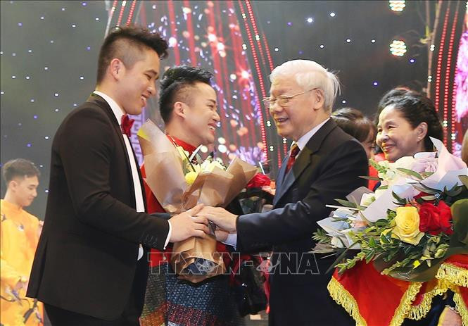 Toàn văn bài phát biểu chúc Tết của Tổng Bí thư, Chủ tịch nước ảnh 4 Toàn văn bài phát biểu chúc Tết của Tổng Bí thư, Chủ tịch nước ảnh 4