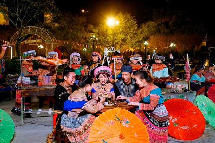 Văn hóa Tây Bắc được thể hiện sinh động tại Sun World Fansipan Legend