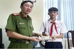 Bông hoa mùa xuân Võ Văn Tâm, trả lại người đánh rơi 50 triệu đồng Bông hoa mùa xuân Võ Văn Tâm, trả lại người đánh rơi 50 triệu đồng