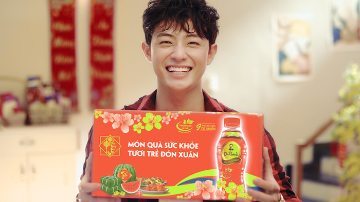 Quà tết không cần cầu kỳ, sang chảnh, một món quà tốt cho sức khỏe cũng đủ nói lên tấm lòng thơm thảo của người tặng. Quà tết không cần cầu kỳ, sang chảnh, một món quà tốt cho sức khỏe cũng đủ nói lên tấm lòng thơm thảo của người tặng.