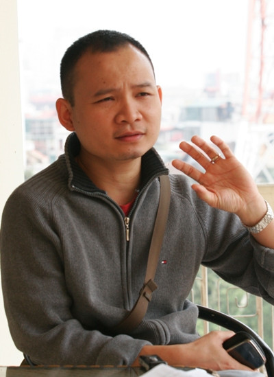 Đạo diễn Lại Bắc Hải Đăng: Tính cách của tôi không giống bố (Ảnh: Hữu Linh) Đạo diễn Lại Bắc Hải Đăng: Tính cách của tôi không giống bố (Ảnh: Hữu Linh)