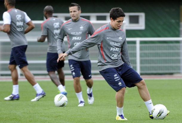 Một buổi tập cùng ĐT Pháp chuẩn bị cho vòng loại Euro 2012. Một buổi tập cùng ĐT Pháp chuẩn bị cho vòng loại Euro 2012.