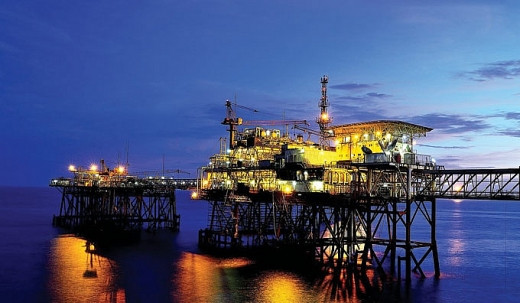 Giàn công nghệ Trung tâm số 2 mỏ Bạch Hổ. Giàn công nghệ Trung tâm số 2 mỏ Bạch Hổ.