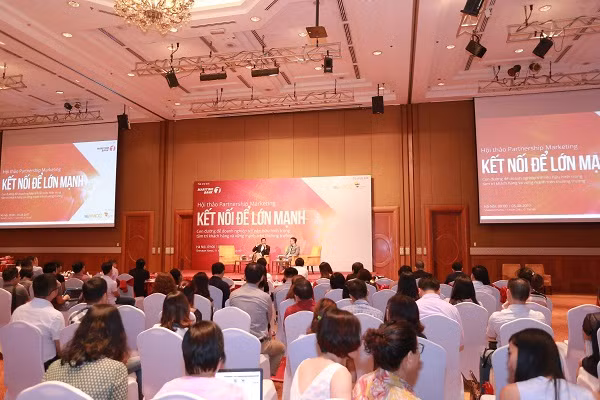 “Partnership marketing – Kết nối tiếp thị”, một giải pháp marketing toàn diện và hiệu quả đã được giới thiệu tại buổi hội thảo.