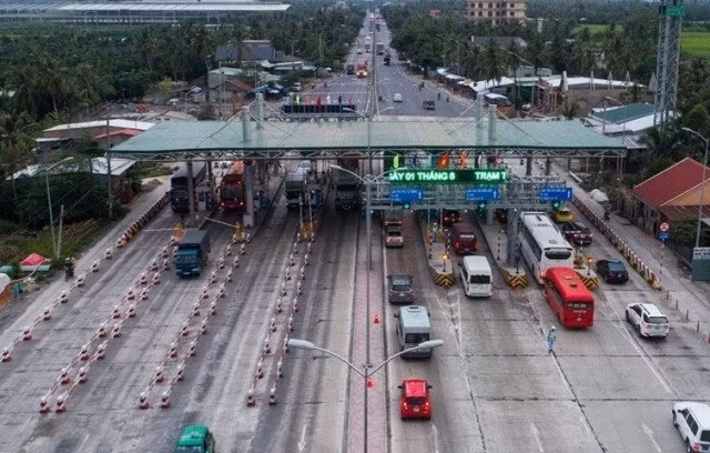 Ông Dương Trung Quốc cho rằng quản lý BOT hiện nay như hộp đen ảnh 2 Ông Dương Trung Quốc cho rằng quản lý BOT hiện nay như hộp đen ảnh 2