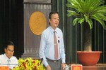 Ông Lê Hồng Sơn nói nếu không có thù lao của nhà xuất bản thì ai làm sách? Ông Lê Hồng Sơn nói nếu không có thù lao của nhà xuất bản thì ai làm sách?