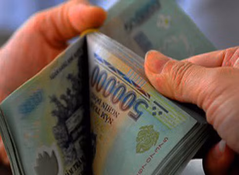 Mức thưởng Tết Dương lịch cao nhất ở Sài Gòn là 3,5 tỷ đồng (ảnh minh họa: báo Bảo vệ Pháp luật) Mức thưởng Tết Dương lịch cao nhất ở Sài Gòn là 3,5 tỷ đồng (ảnh minh họa: báo Bảo vệ Pháp luật)