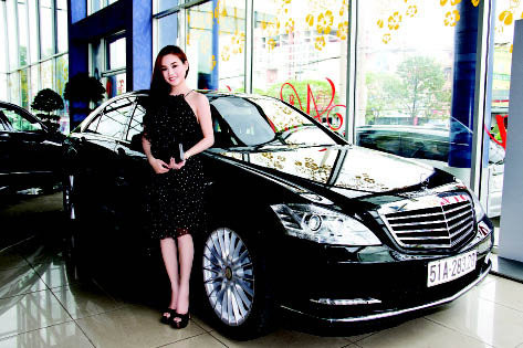 Xe sang của Vy Oanh Xe sang của Vy Oanh