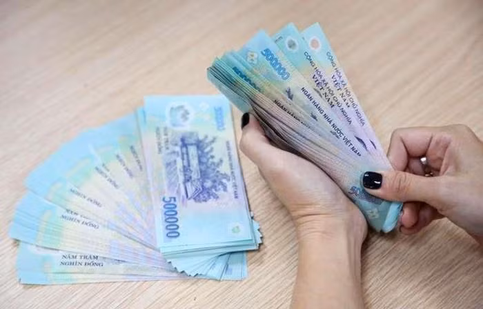 Do ảnh hưởng của dịch Covid-19, mức chi thu nhập tăng thêm cho giáo viên ở các trường cũng rất khác nhau (ảnh minh họa: TTXVN)