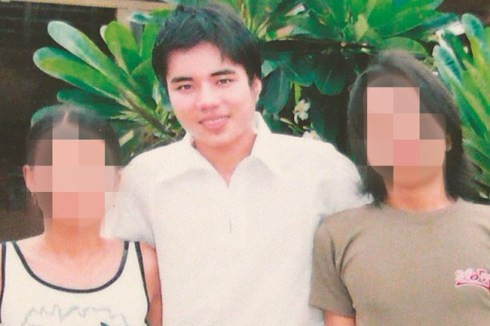 Tử tù Hồ Duy Hải (áo trắng)