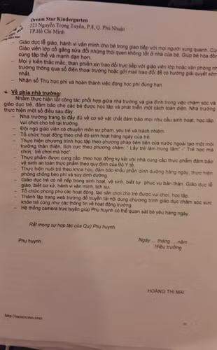 Bản quy ước gửi con giữa phụ huynh và nhà trường vẫn chưa được bên nào ký (ảnh: T.P)