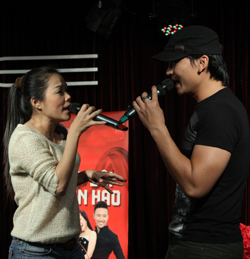 Ca sĩ Mỹ Lệ và diễn viên Khương Ngọc.