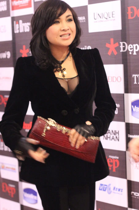 Thanh Lam là một trong những mỹ nhân sở hữu vẻ đẹp mặn mà và 'rực lửa' nhất Vbiz Thanh Lam là một trong những mỹ nhân sở hữu vẻ đẹp mặn mà và 'rực lửa' nhất Vbiz