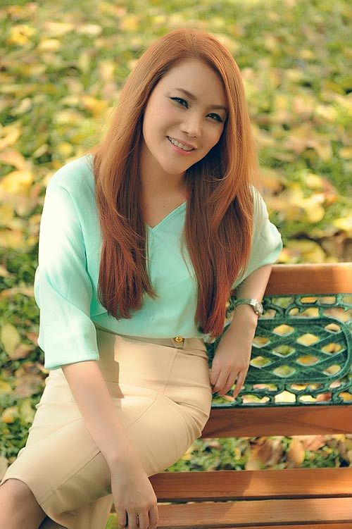 Hy vọng ca sĩ đã hài lòng với nhan sắc hiện tại và không dính đến bất kỳ nghi án dao kéo nào nữa. Hy vọng ca sĩ đã hài lòng với nhan sắc hiện tại và không dính đến bất kỳ nghi án dao kéo nào nữa.