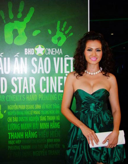 Diễn viên Anh Thư cũng đã gặp tình huống tương tự Diễn viên Anh Thư cũng đã gặp tình huống tương tự