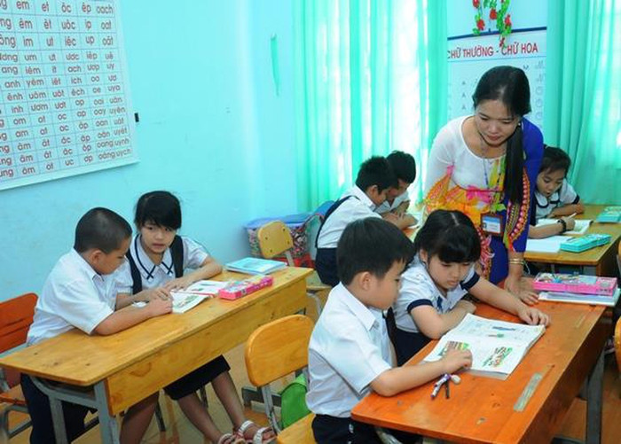 Giáo viên hiện nay đứng trước nhiều cơ hội cũng như thách thức không nhỏ (Ảnh minh họa: Báo Thanh Tra) Giáo viên hiện nay đứng trước nhiều cơ hội cũng như thách thức không nhỏ (Ảnh minh họa: Báo Thanh Tra)