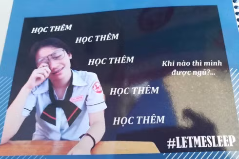 Một bức ảnh nằm trong bộ ảnh "Hãy cho em giấc ngủ" của nhóm học sinh Trường Gia Định (ảnh: CTV)
