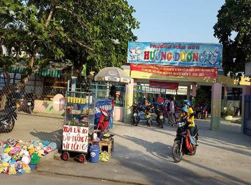 Trường mầm non Hướng Dương chi thu nhập tăng thêm cho giáo viên hơn 30 triệu đồng (ảnh: P.L) Trường mầm non Hướng Dương chi thu nhập tăng thêm cho giáo viên hơn 30 triệu đồng (ảnh: P.L)