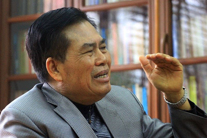 Phó Giáo sư Lê Quý Đức cho rằng, con người cần phải tin vào chính mình thay vì tin vào đấng siêu nhiên nào đó kẻo tiền mất, tật mang. Ảnh: Mai Thu.