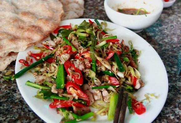 Món thịt mèo được nhiều người Việt Nam yêu thích Món thịt mèo được nhiều người Việt Nam yêu thích