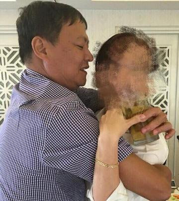 Chưa có kết quả xác minh hình ảnh nhạy cảm nghi của Hiệu trưởng Trường Ngân hàng ảnh 2 Chưa có kết quả xác minh hình ảnh nhạy cảm nghi của Hiệu trưởng Trường Ngân hàng ảnh 2