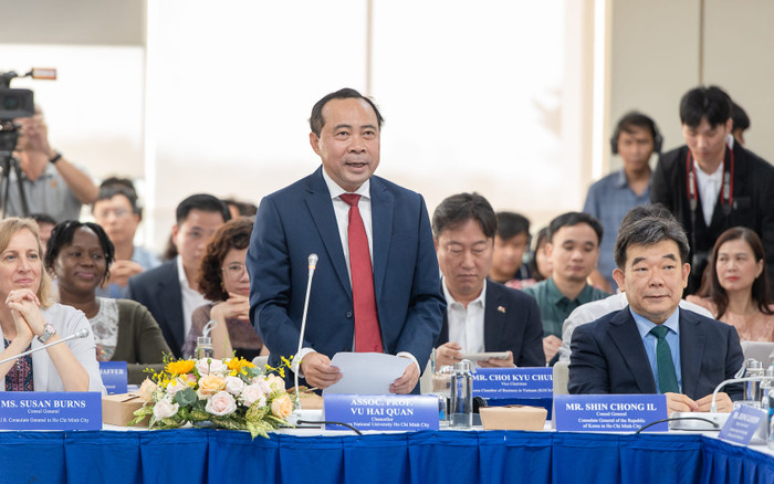 Phó Giáo sư, Tiến sĩ Vũ Hải Quân - Giám đốc Đại học Quốc gia Thành phố Hồ Chí Minh (ảnh: V.D) gdvn_VUHAIQUAN.jpg