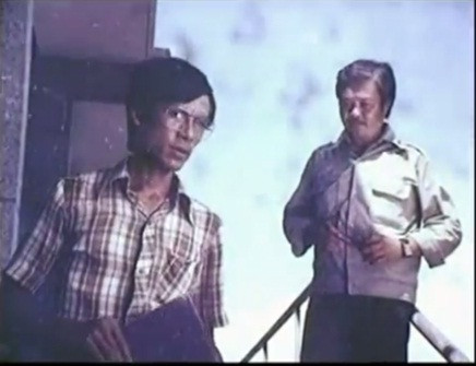 Ba Đức trong Đứng trước biển.