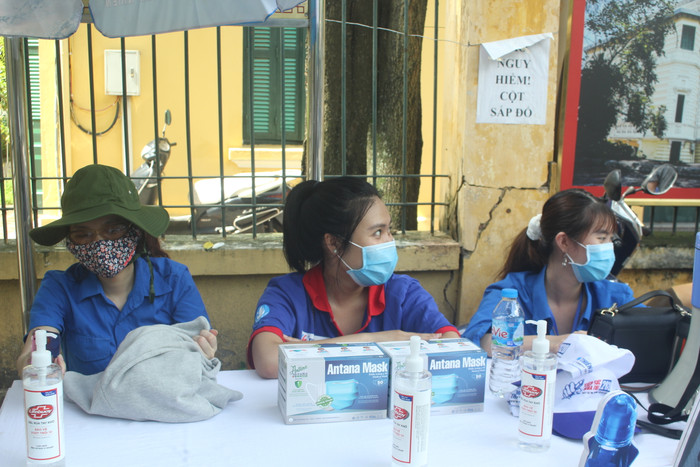 Dự kiến có khoảng 10000 tình nguyện viên tham gia công tác hỗ trợ cho kỳ thi (Ảnh:V.N)