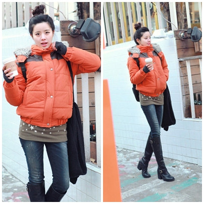 Chiếc áo khoác ngắn màu cam mix với áo len dáng dài có những chấm sao xinh xắn, quần jeans và một đôi boot cao cổ. Đây đích thị là một cô nàng năng động và vô cùng 'xì tin' Chiếc áo khoác ngắn màu cam mix với áo len dáng dài có những chấm sao xinh xắn, quần jeans và một đôi boot cao cổ. Đây đích thị là một cô nàng năng động và vô cùng 'xì tin'